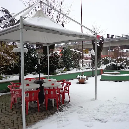 Trattoria Emiliana ノチェート