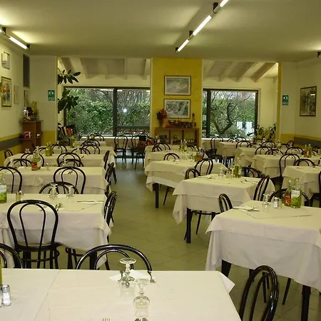 Отель Trattoria Emiliana 3*