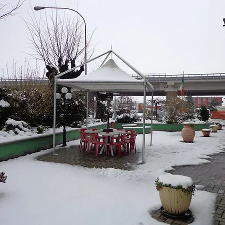 Trattoria Emiliana Ночето